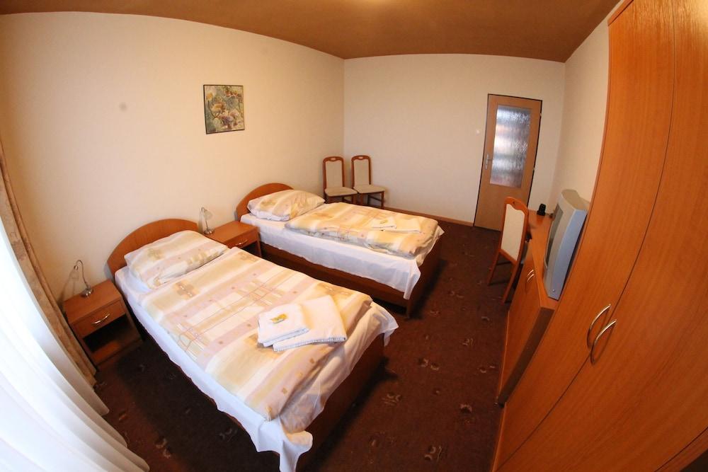 Hotel Spectrum Trnava Dış mekan fotoğraf
