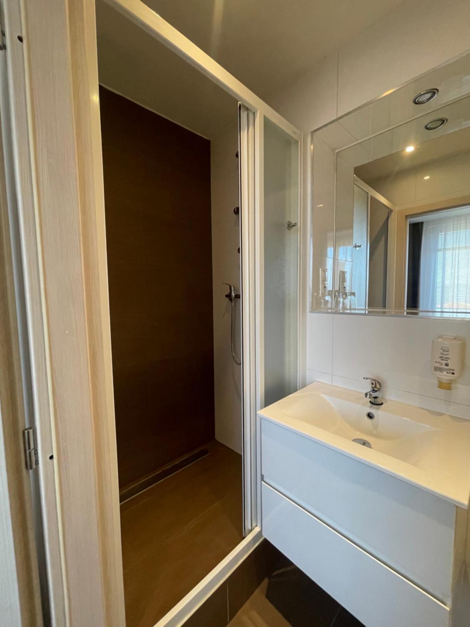 Hotel Spectrum Trnava Dış mekan fotoğraf