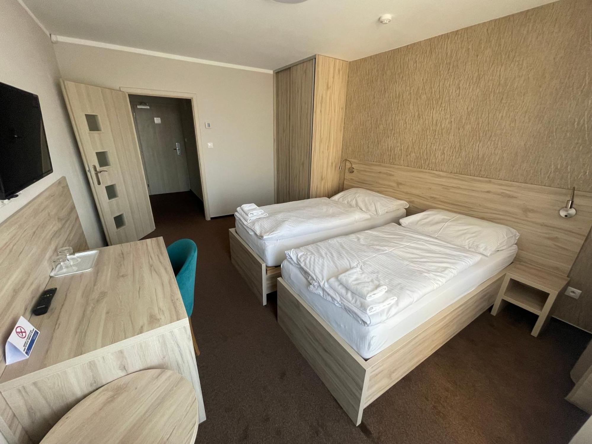 Hotel Spectrum Trnava Dış mekan fotoğraf